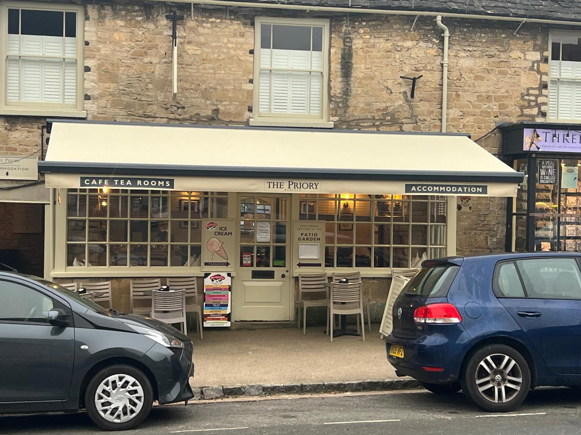 Priory Tearooms Burford With Rooms Εξωτερικό φωτογραφία