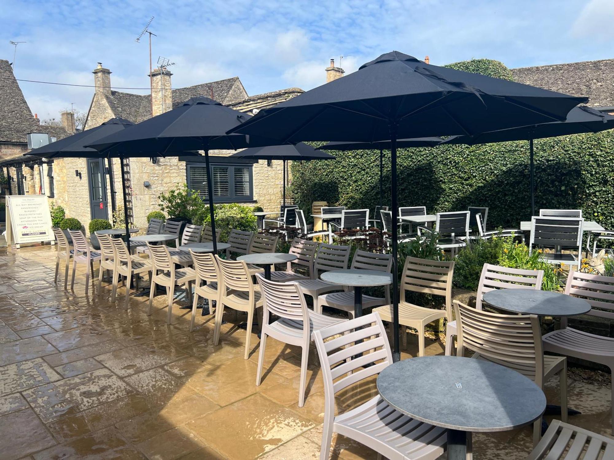 Priory Tearooms Burford With Rooms Εξωτερικό φωτογραφία