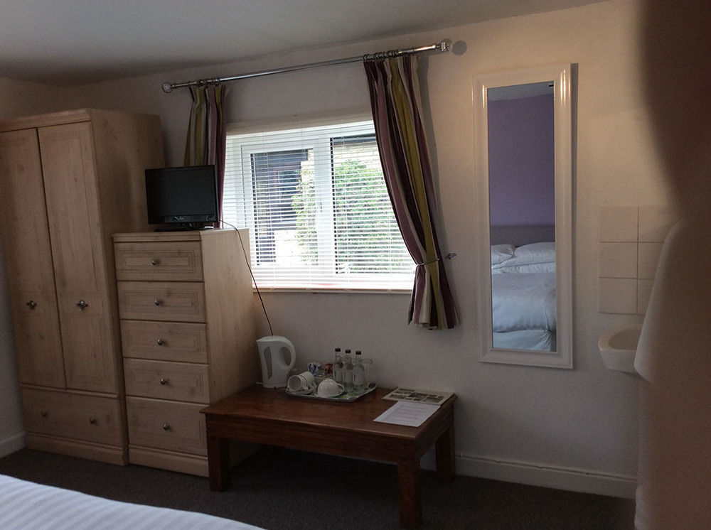 Priory Tearooms Burford With Rooms Εξωτερικό φωτογραφία